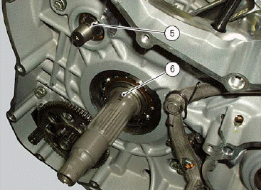 Crankcase: external components